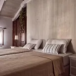 Razis Aparthotel 4*