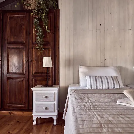 아파트호텔 Razis 티실리비