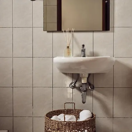 拉齐斯公寓酒店 4* 蒂锡利维