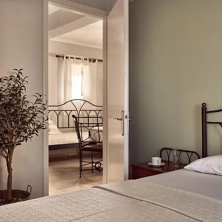 拉齐斯公寓酒店 蒂锡利维